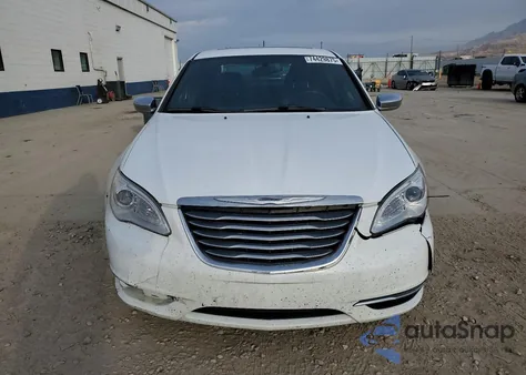 2013 Chrysler 200 Limited z USA, uszkodzony, nr VIN 1C3CCBCG7DN522629